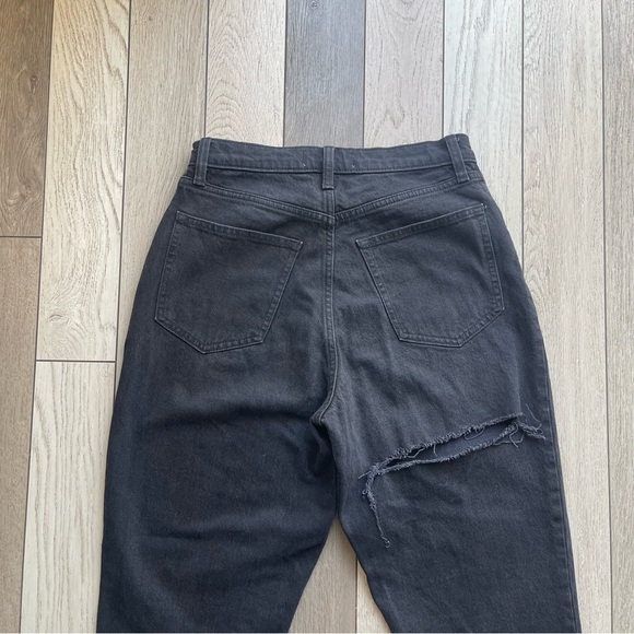 Abercrombie&Fitch Black High-Waisted Jeans - Picture 6 of 7